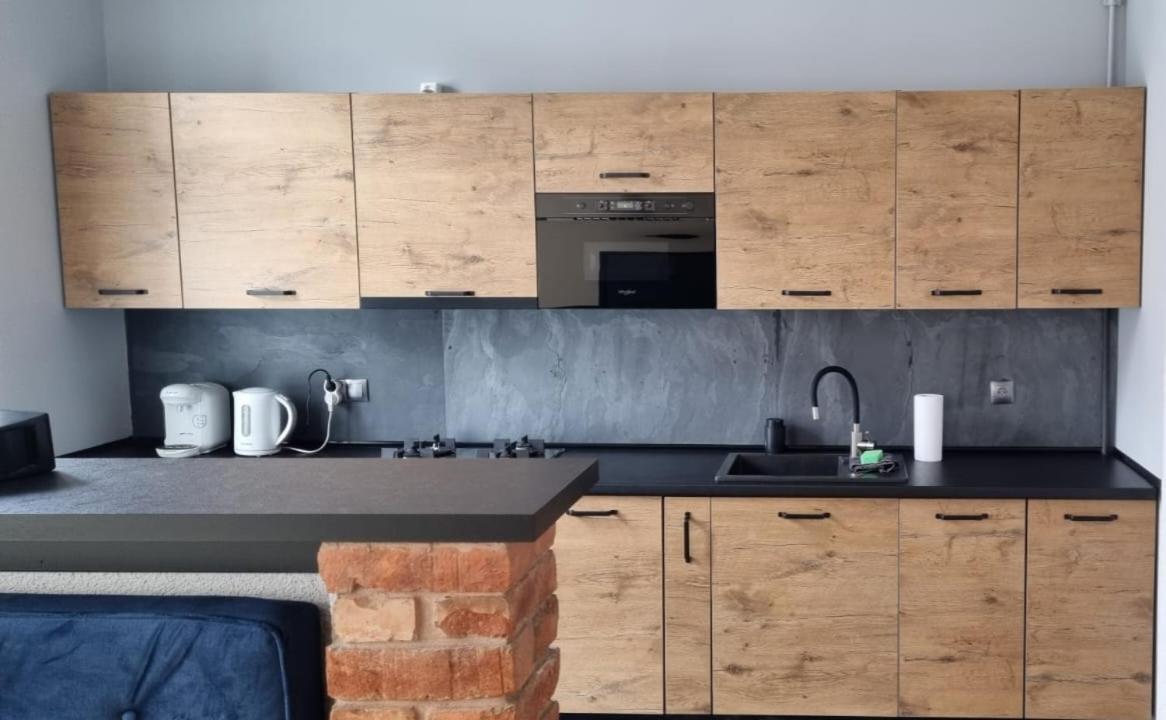 Apartamenty Lazurowy I Sloneczny Z Darmowym Parkingiem Strzezonym Jelenia Gora Dış mekan fotoğraf